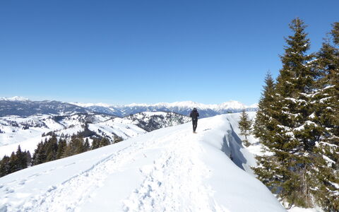 Design Loft, Romantic Retreat, Feltre: Sky, Snow, Mountain, Mountainous Landforms, Winter, Mountain Range, Glacial Landform, Terrain, Wilderness