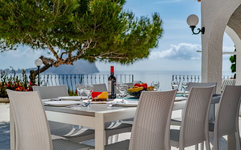 Casela: Furniture, Outdoor Furniture, Chair, Kitchen & Dining Room Table, Table, Outdoor Table, Dining Room, Restaurant, Patio, Coffee Table
