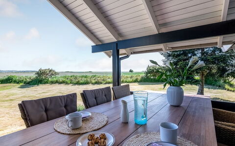 Ama - 250M from the Sea: Wood, Home, Porch, Deck, Hardwood, Roof, Wood Stain, Wood Flooring, Eco Hotel