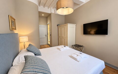 Via Roma 39: Bedroom, Bed, Bed Sheet, Bedding, Interior Design, Floor, Furniture, Bed Frame, Room, Linens