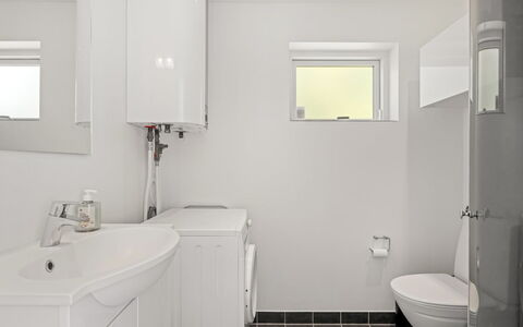 Agneta - 1Km from the Sea: Bathroom, Plumbing Fixture, Interior Design, Flooring, Wall, Floor, Toilet Seat, Toilet, Bathroom Sink, Sink