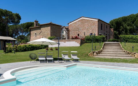 Tenuta i Mandorli, Pool, Wifi, Peccioli: Swimming Pool, Facade, House, Home, Residential Area, Estate, Outdoor Furniture, Cottage, Villa, Farmhouse