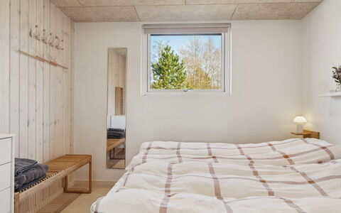 Amaja - 600M from the Sea: Wall, Wood, Ceiling, Bedroom, Interior Design, Flooring, Floor, Room, Bed, Bedding