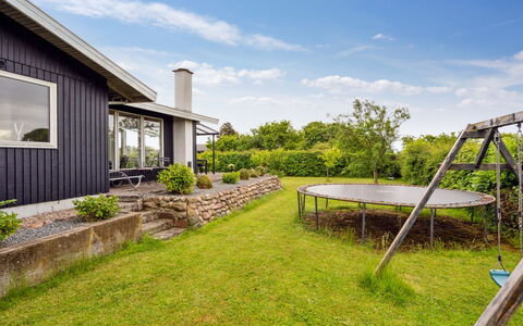 Eweline - 400M from the Sea: Grass, Architecture, Shrub, House, Garden, Cottage, Home, Land Lot, Lawn