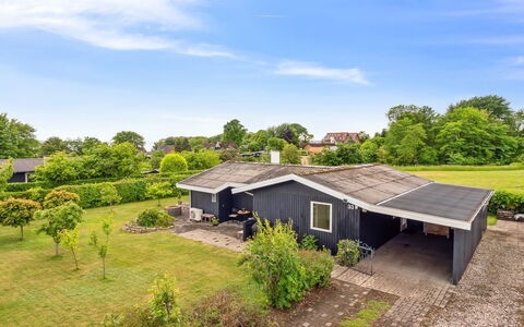 Eweline - 400M from the Sea: House, Roof, Home, Cottage, Residential Area, Groundcover, Estate, Lawn, Farmhouse, Garden
