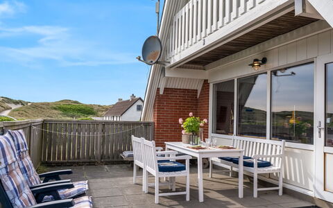 Arkil - 200M from the Sea: Grass, Grassland, Land Lot, Cottage, Rural Area, Meadow, Garden Buildings, Garden, Shed