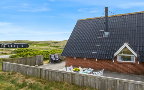 Arkil - 200M from the Sea: Grass, Grassland, Land Lot, Cottage, Rural Area, Meadow, Garden Buildings, Garden, Shed