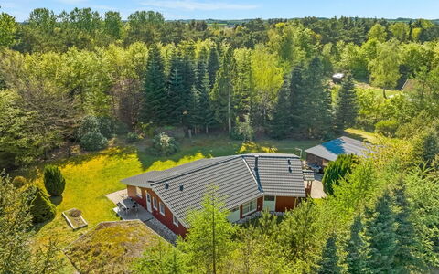 Atti - 500M to the Fjord: Estate, Shade, Driveway, Farmhouse