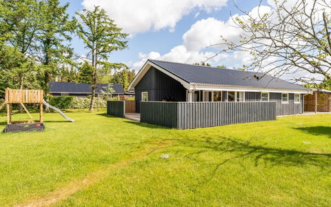 Ebertine - 740M to the Fjord: Thatching, Cottage, House, Roof, Home, Farmhouse, Hut, Estate, Village