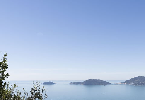 Bonaria Boutique House Ac, Wifi, Cinque Terre: Sky, Blue, Water, Water Resources, Body Of Water, Horizon, Natural Landscape, Coastal And Oceanic Landforms, Sea, Hill