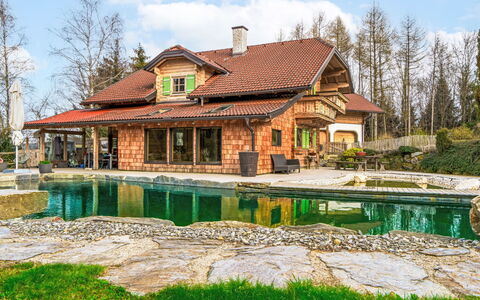 Oase im Grünen: Wood, House, Roof, Home, Architecture, Cottage, Estate, Garden, Farmhouse, Lumber
