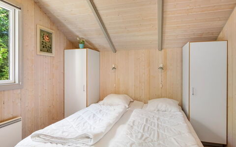 Kuisma - 11Km from the Sea: Wall, Wood, Bedroom, Home, Door, Floor, Bed, Ceiling, Hardwood, Wood Stain