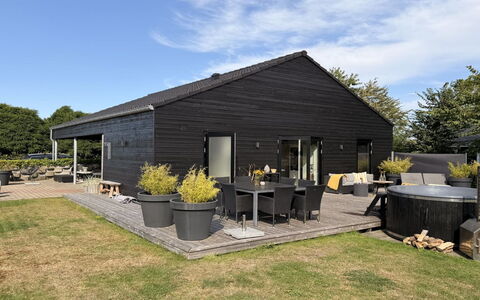 Harri - 400M from the Sea: Furniture, Interior Design, Flooring, Ceiling, Floor, Chair, Room, Lighting, Table, Kitchen & Dining Room Table