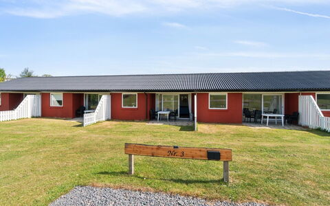 Heddi - 300M from the Sea: Apartment, Condominium, Estate, Balcony, Villa, Hotel
