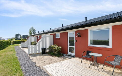 Heddi - 300M from the Sea: Apartment, Condominium, Estate, Balcony, Villa, Hotel