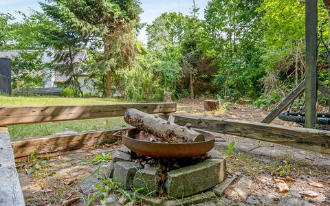 Armgard - 600M from the Sea: Roof, Home, Door, Cottage, Shade, Siding, Yard, Estate, Backyard