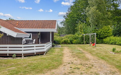 Hennrik - 240M from the Sea: Grass, Grassland, Land Lot, Cottage, Rural Area, Meadow, Garden Buildings, Garden, Shed