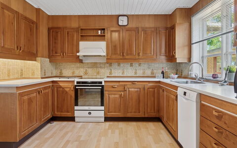 Agny - 2.2Km from the Sea: Cabinetry, Countertop, Kitchen Appliance, Kitchen, Flooring, Floor, Major Appliance, Furniture, Interior Design, Wood