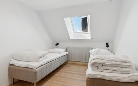 Agny - 2.2Km from the Sea: Bed, Bedroom, Floor, Wood, Flooring, Bedding, Bed Sheet, Interior Design, Bed Frame, Linens