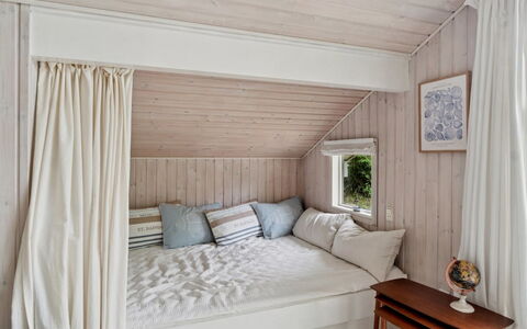 Tekla - from the Sea: Furniture, Interior Design, Bedroom, Floor, Wood, Bed, Flooring, Linens, Textile, Room