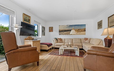 Brimi - 300M from the Sea: House, Home, Roof, Residential Area, Cottage, Estate, Farmhouse, Lawn, Landscaping, Siding