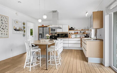 Brimi - 300M from the Sea: House, Home, Roof, Residential Area, Cottage, Estate, Farmhouse, Lawn, Landscaping, Siding