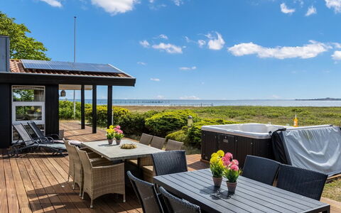 Xaverius - 30M from the Sea: Roof, House, Home, Cottage, Door, Siding, Deck, Porch, Plank, Hardwood