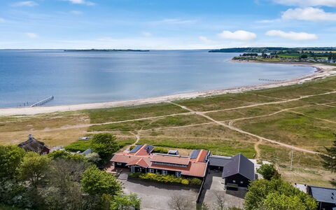 Xaverius - 30M from the Sea: Roof, House, Home, Cottage, Door, Siding, Deck, Porch, Plank, Hardwood