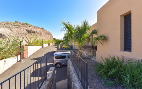Las Yucas 2: Architecture, Composite Material, Estate, Concrete, Shade, Landscaping, Daylighting, Driveway, Balcony