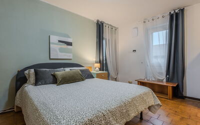 Accommodation:&nbsp;Serafini 103.1