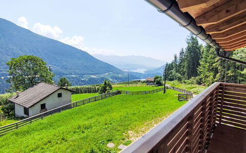Valle di Non 652: Mountainous Landforms, Hill, Mountain, Mountain Range, Highland, Hill Station, Porch, Valley, Ridge, Balcony