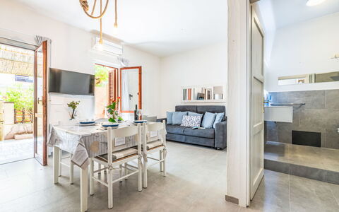 Casa Darc: Outdoor Furniture, Home, Furniture, Door, Outdoor Table, Chair, Kitchen & Dining Room Table, Shade, Balcony, Porch