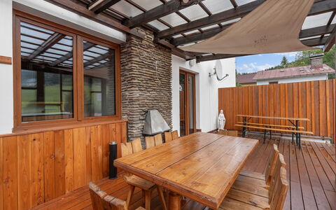 Horalka: Wood, Furniture, Hardwood, Porch, Wood Stain, Plank, Wood Flooring, Ceiling, Deck, Shade
