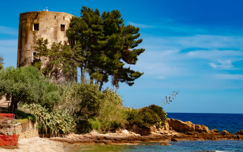 Santa Maria Navarrese 649: Body Of Water, Coast, Coastal And Oceanic Landforms, Sea, Shore, Tower, Ocean, Beach, Tourist Attraction, Headland