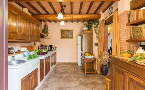 Antica Villa Della Lana: Furniture, Interior Design, Wood, Ceiling, Kitchen, Cabinetry, Room, Table, Flooring, Lighting