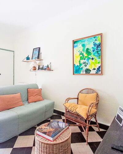 Résidence le Mistral: Furniture, Interior Design, Flooring, Floor, Wall, Couch, Room, Living Room, Apartment, Home
