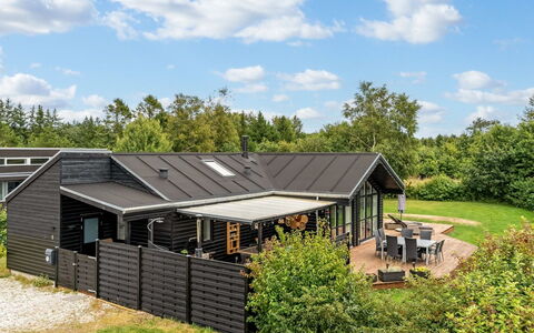 Smilla - 1.1Km from the Sea: Roof, Home, House, Cottage, Siding, Estate, Farmhouse, Garden, Porch, Shade