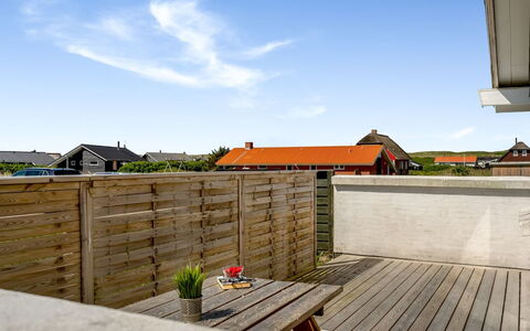 Ava - 350M from the Sea: Wood, Flooring, Interior Design, Floor, Furniture, Wood Flooring, Room, Ceiling, Wood Stain, Hardwood