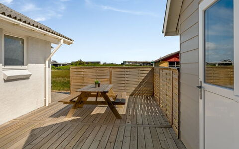 Ava - 350M from the Sea: Wood, Flooring, Interior Design, Floor, Furniture, Wood Flooring, Room, Ceiling, Wood Stain, Hardwood