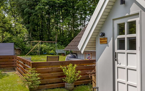Ejvind - 30Km from the Sea: Estate, Shade, Driveway, Farmhouse