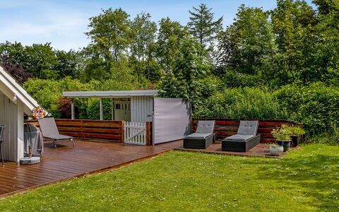 Ejvind - 30Km from the Sea: Estate, Shade, Driveway, Farmhouse