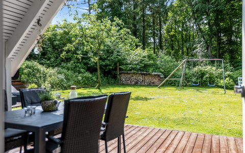 Ejvind - 30Km from the Sea: Estate, Shade, Driveway, Farmhouse