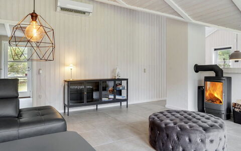 Rietrikki - 2.4Km from the Sea: Interior Design, Flooring, Wall, Furniture, Floor, Ceiling, Wood, Couch, Light Fixture, Living Room