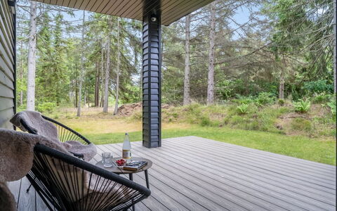 Jonas - from the Sea: House, Home, Roof, Cottage, Estate, Landscaping, Garden Buildings, Siding, Farmhouse