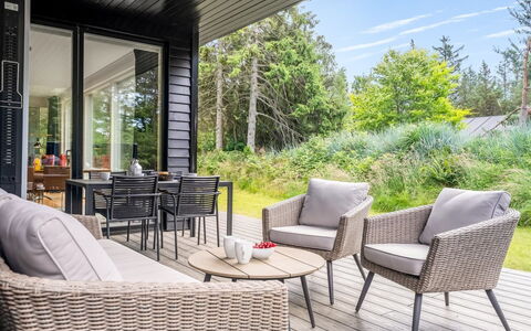 Jonas - from the Sea: House, Home, Roof, Cottage, Estate, Landscaping, Garden Buildings, Siding, Farmhouse