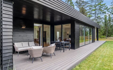 Jonas - from the Sea: House, Home, Roof, Cottage, Estate, Landscaping, Garden Buildings, Siding, Farmhouse