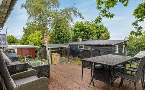 Gabriele - 50M from the Sea: Roof, House, Home, Cottage, Siding, Estate, Driveway, Garden Buildings, Yard, Shed