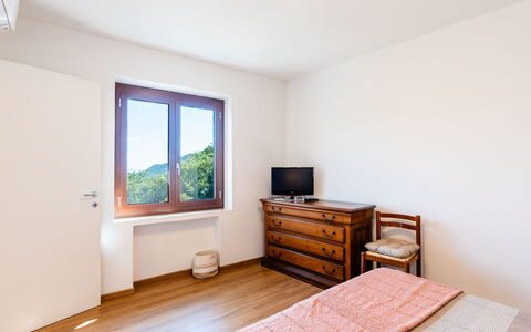 A Tenaia: Interior Design, Flooring, Wall, Floor, Wood, Room, Bed, Bedroom, Ceiling, Furniture