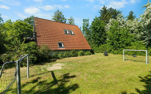 Sunna - 1Km from the Sea: Grass, Shrub, Land Lot, Cottage, Rural Area, Lawn, Garden, Farmhouse, Estate, Backyard