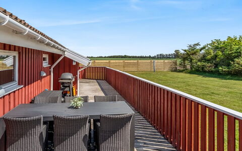 Hans - 1.2Km from the Sea: Wood, Home, Porch, Deck, Hardwood, Roof, Wood Stain, Wood Flooring, Eco Hotel